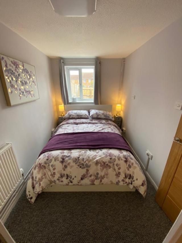 Bradley Stoke Self Contained Ground Floor Apartment ブリストル エクステリア 写真